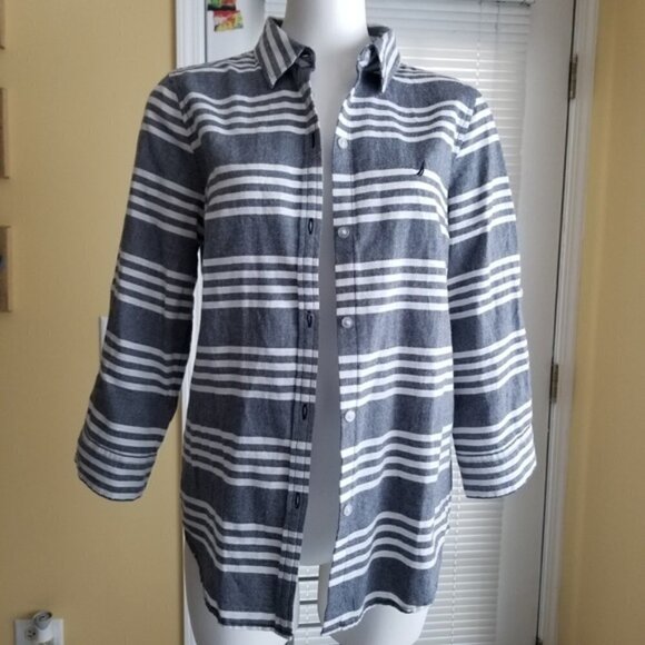 NWT Nautica Striped Button Down Cotton shirt (M) - Picture 1 of 5